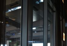 Lord Audley Returns to His Lodging